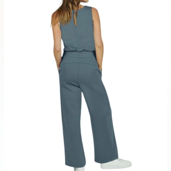 Amazon Jumpsuit - Picture 4 of 16